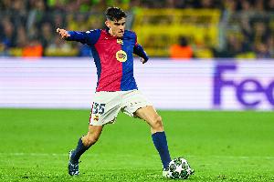 每体：巴萨正与罗梅乌谈解约注册马丁，外租佩尼亚注册3C和巴德吉