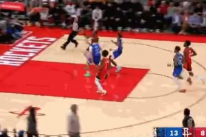 仅用4秒！阿门快速推进助杜兰特暴扣得手 独行侠被打停