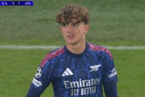 15岁308天！道曼替补登场，成为欧冠有史以来最年轻登场球员