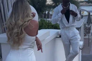 型男靓女！博格巴和老婆拍性感帅照